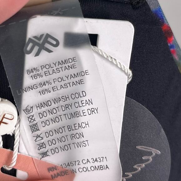 New PilyQ Nile Hudson Tye Dye High-Neck Cross Over Strap Bikini Top - Picture 6 of 7